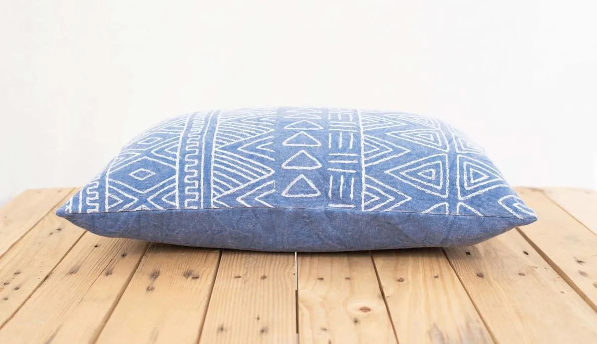 Aztec pattern pillow cover, blue colour, embroidery, geometrical, cotton pillow cover,14"X21"