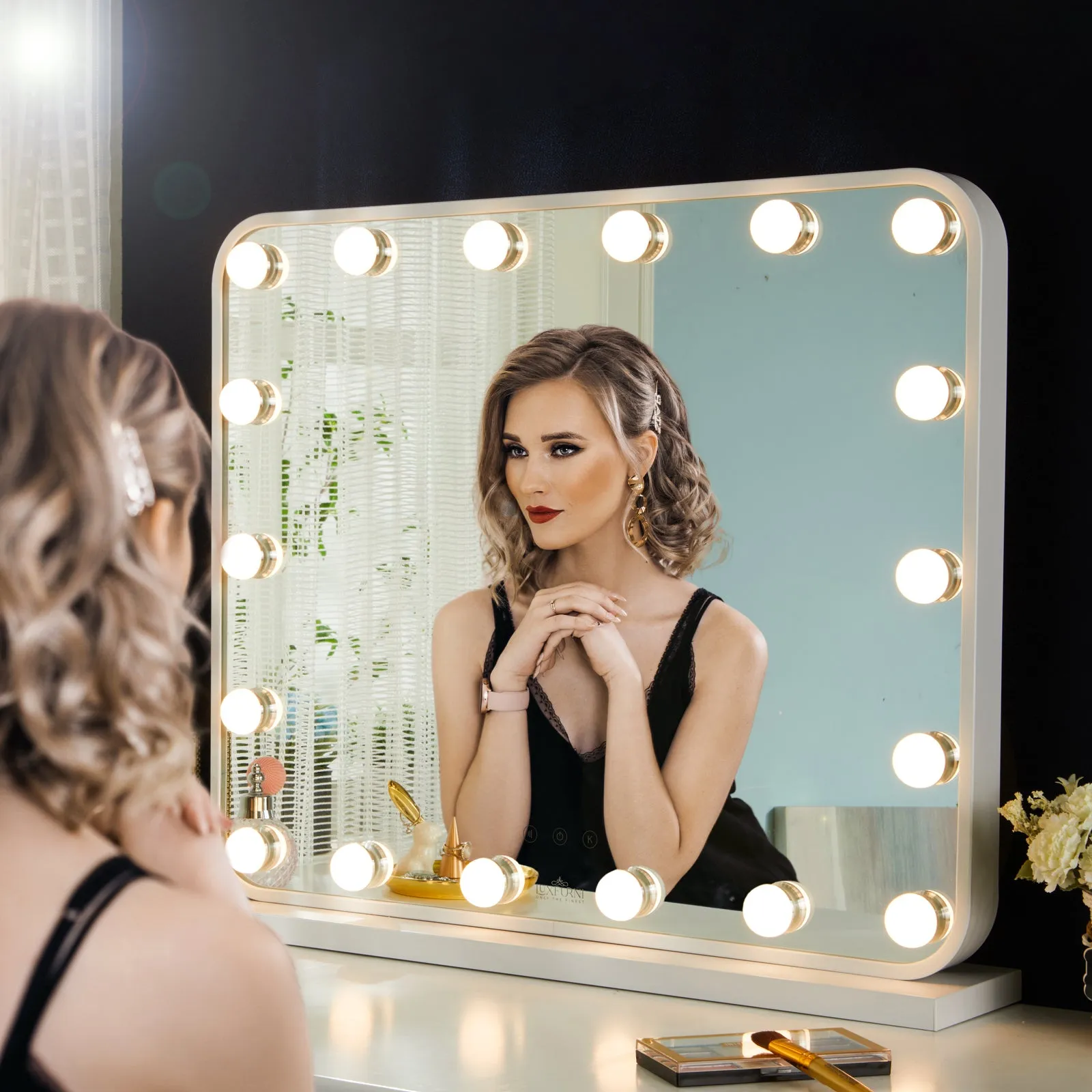 Hollywood Vanity Mirror with Lights Large Glass Makeup Mirror with Lights for Desk 18 High CRI LED Light Mirror