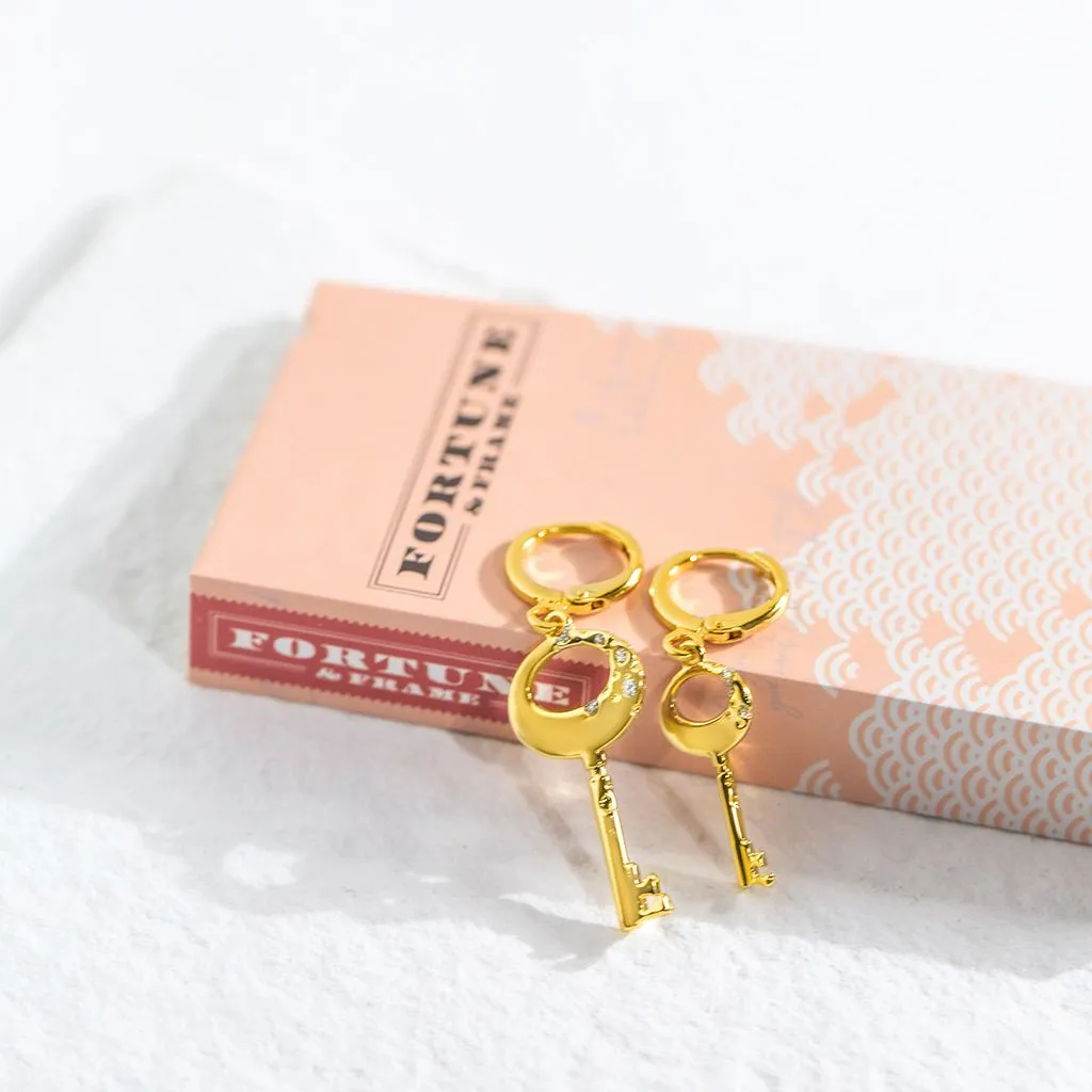 Mismatched Key of F Earrings - Gold