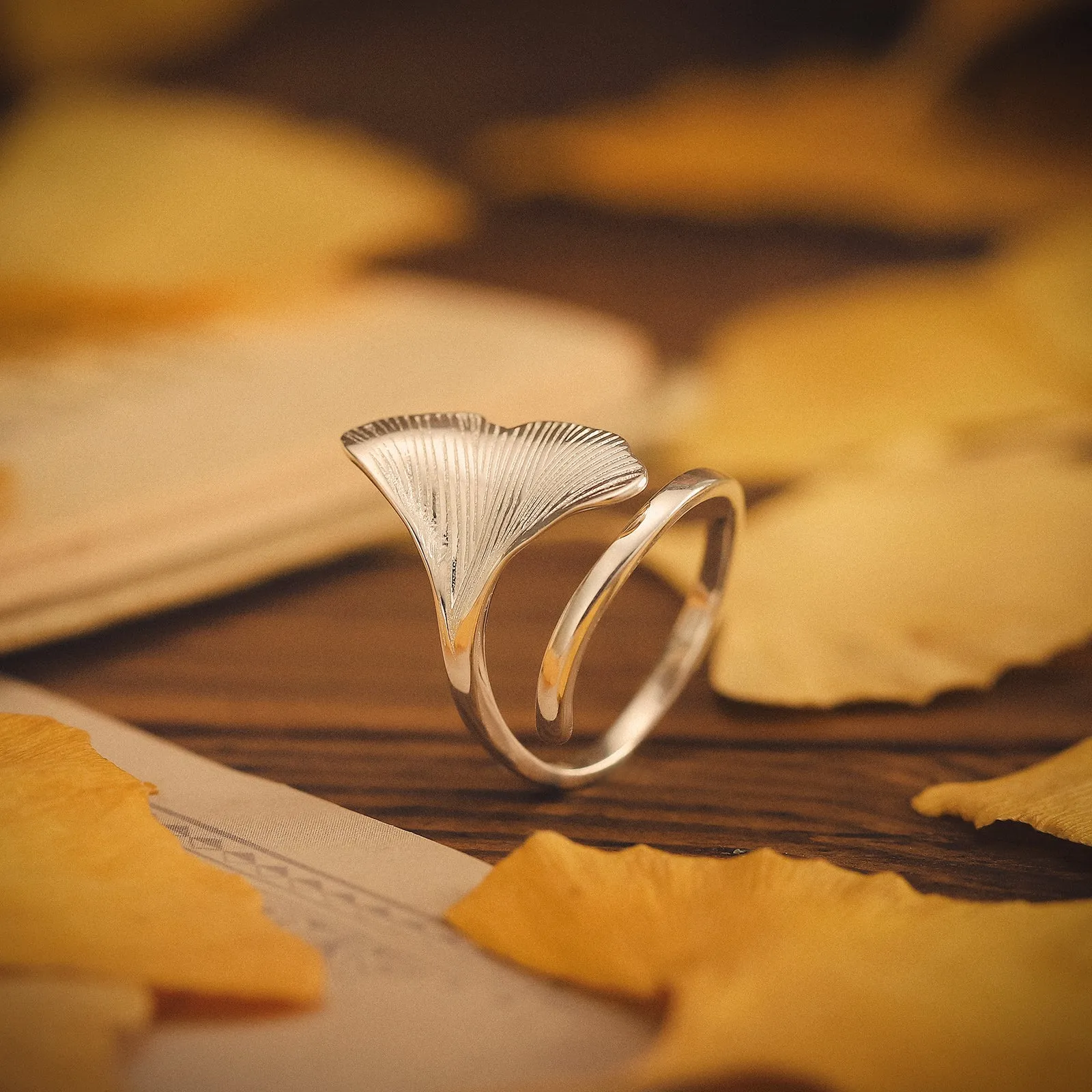 Silver Ginkgo Leaf Ring