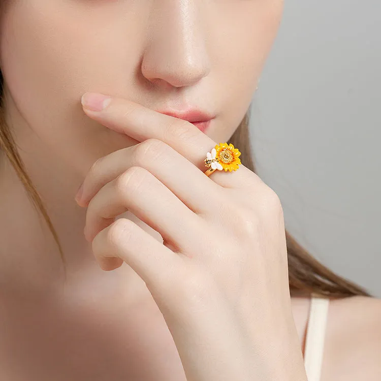 Sunflower & Bee Ring