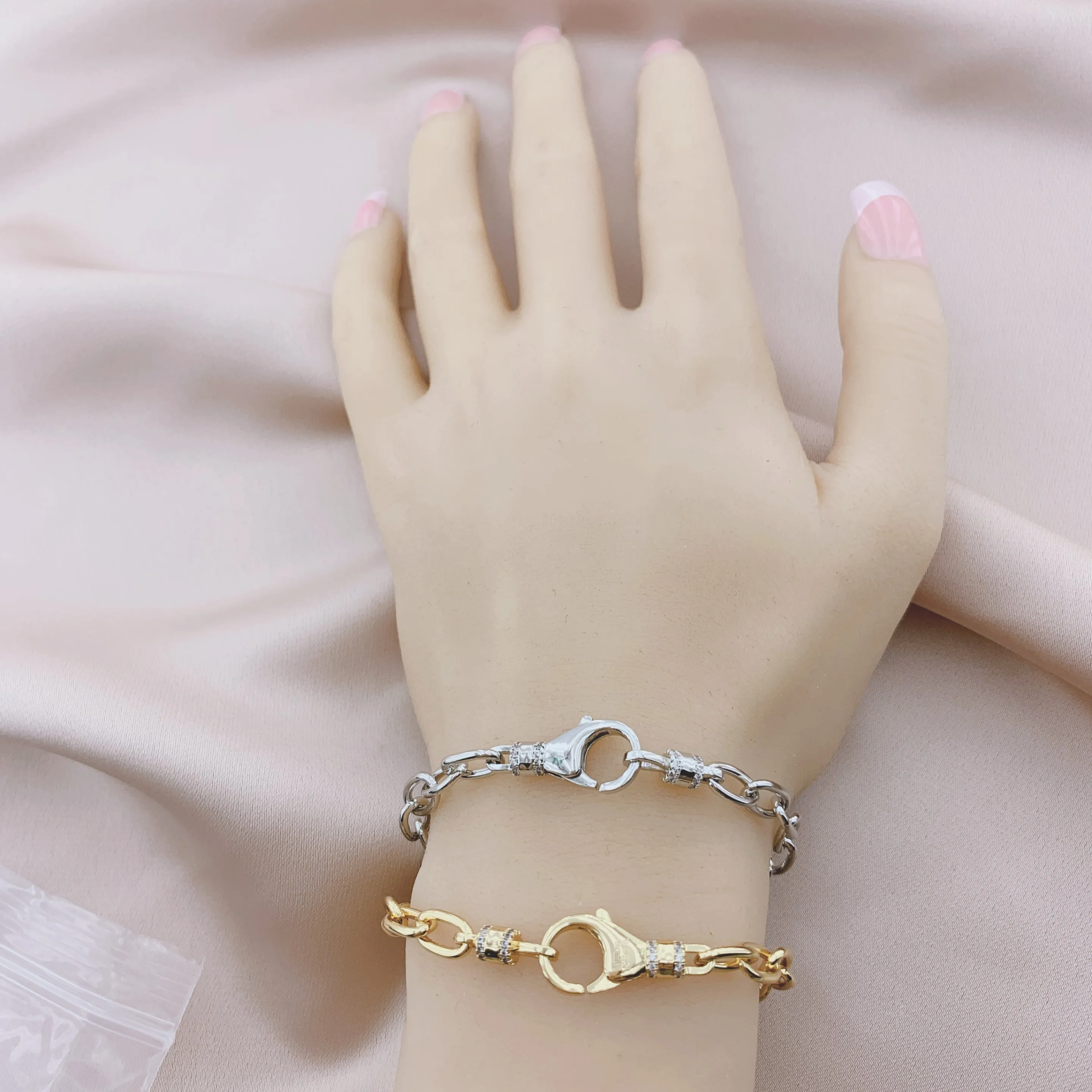 Women's Fashion CZ Bracelet